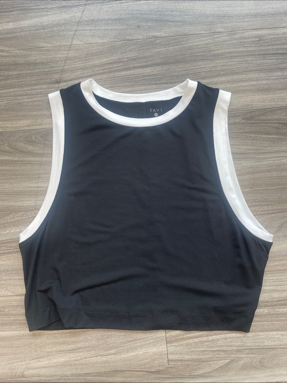 • NWT • Tavi Sporty Tank